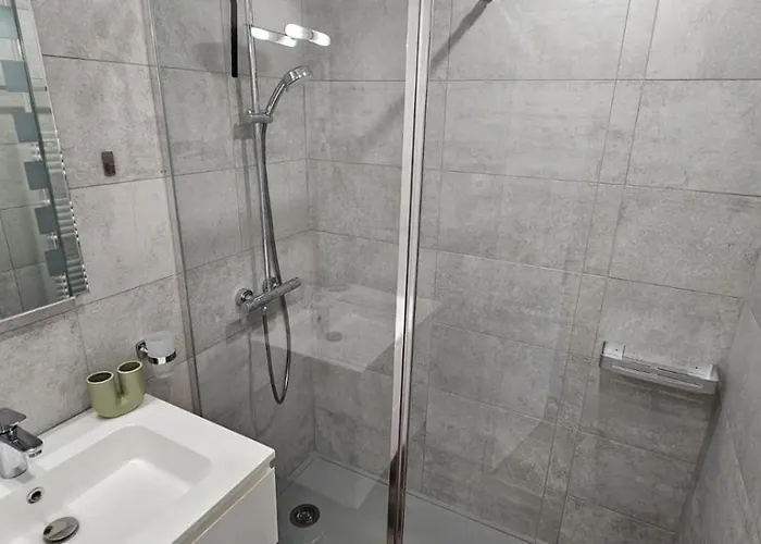 Vue Mer, Climatise Avec Balcon アパート